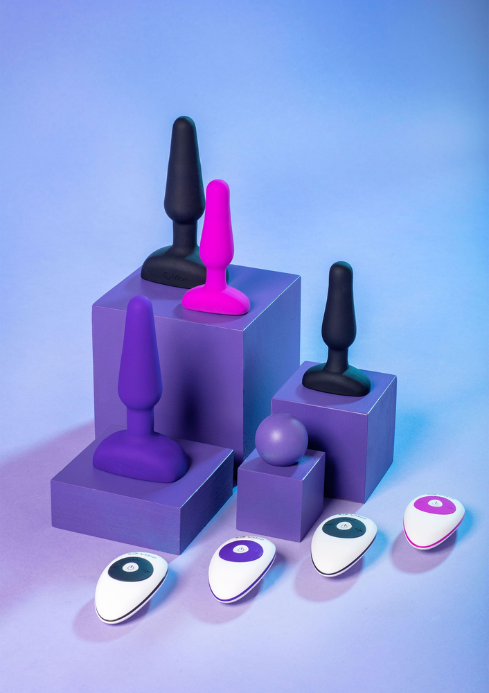 B-Vibe Novice Plug FUCHSIA - 9